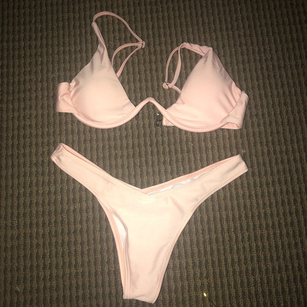Matching Pink Bathing Suit!!